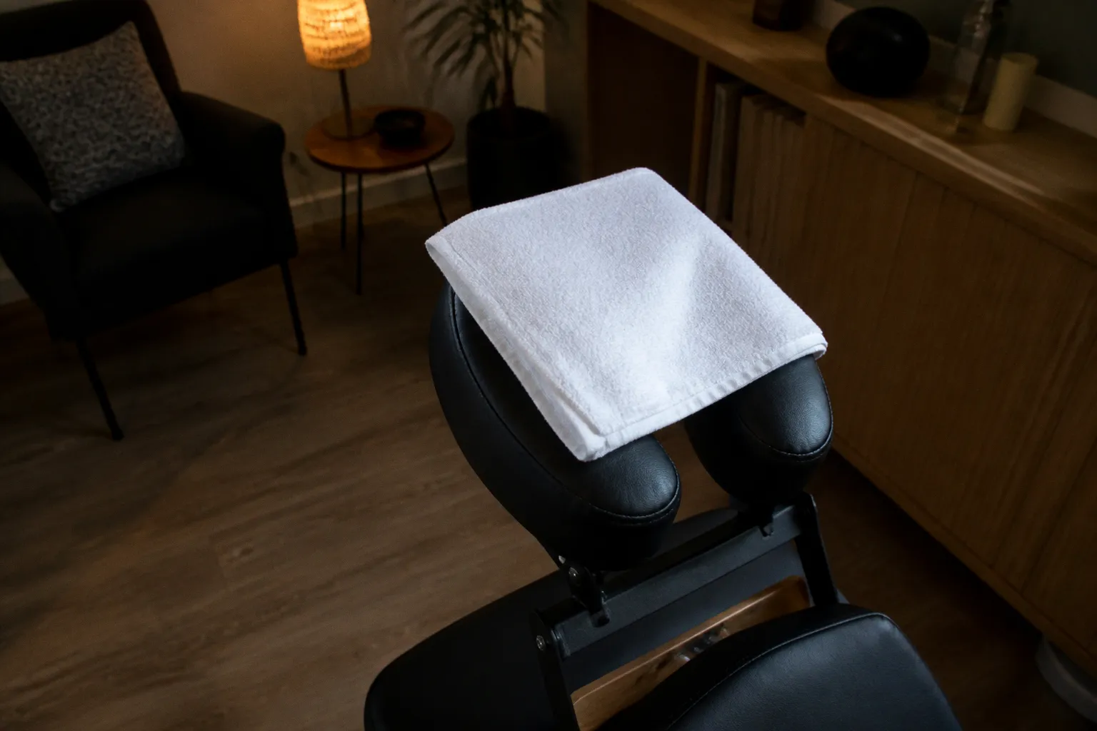 Massage assis relaxant : les points à vérifier avant le soin